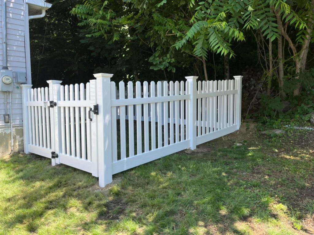 semi-privacy fence